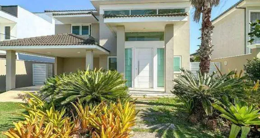Casa de altíssimo padrão, 4 suítes, um no térreo, dce, móveis planejados, lazer completo com piscina, alphaville rio costa do sol, rio das ostras – rj