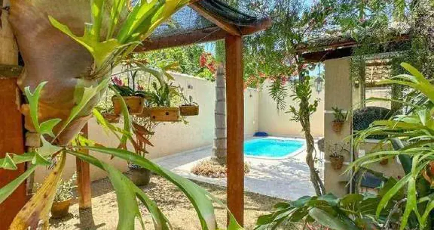 Casa em condomínio fechado pé na areia, 4 quartos: 3 suítes, piscina, quintal grande, impecável, mar do norte, rio das ostras - rj