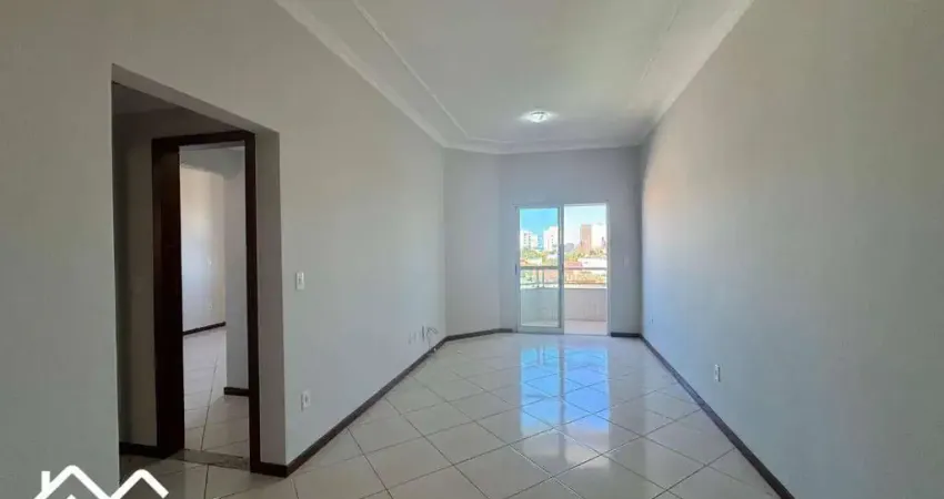 Apartamento 2 quartos: 1 suíte, 1 vaga de garagem coberta, elevador, box garagem, área gourmet churrasqueira, riviera fluminense 1, macaé/rj