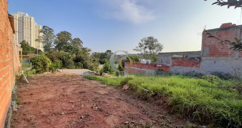 Terreno à venda no embu das artes – 10 minutos do centrinho! medindo 125m²