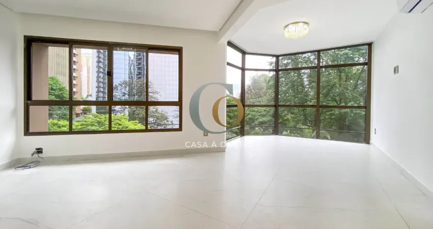 130m² reformado no centro de alphaville – 3 dormitórios, suíte + closet, 2 vagas