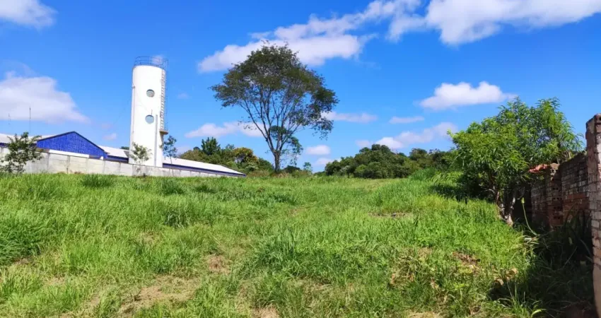 Terreno urbano de 13.500,00 m² no bairro canisianas, irati-pr, ideal para loteamento e galpão.