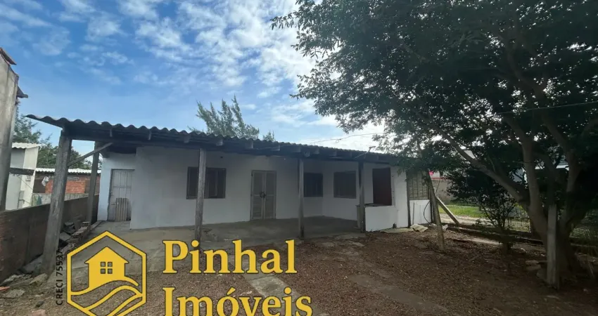 Casa com dois quartos em balneário pinhal, apenas 900m do mar