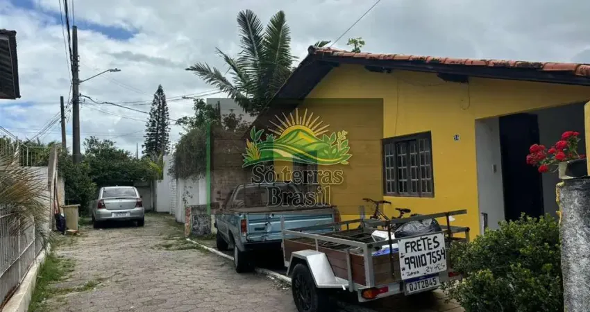 Casa à venda na barra da lagoa, florianópolis – 3 quartos, 65m²