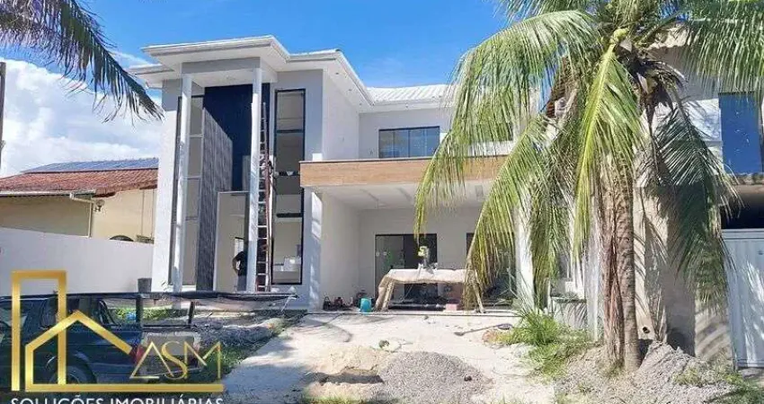 Casa em condomínio, 3 quartos, 2 suítes, 1 dos quartos c/ closet, área gourmet c/ piscina...