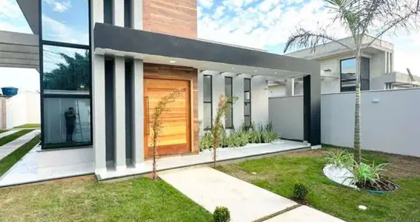 Linda casa em itaipuaçu, sala de estar e jantar, piscina, deck, 3 quartos (1 suíte)…