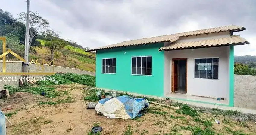 Casa em pindobal - bambui, com 3 quartos (1 suíte), em marica.