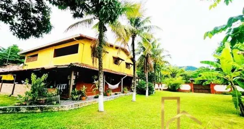 Linda chácara, sítio c/ casa principal, c/ piscina, em condado de maricá - maricá – rj