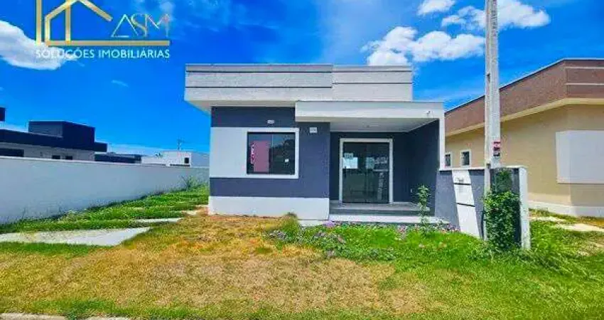 Casa em Condomínio, Contendo 2 Quartos (1 Suíte), em Marica, RJ