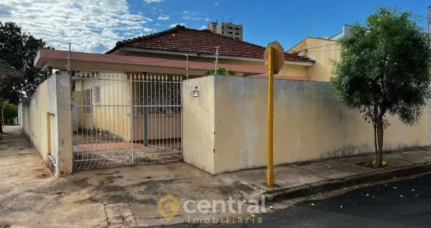 Casa com 3 quartos à venda na Vila Cardia, Bauru 