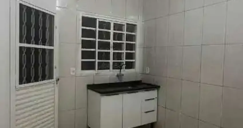 Casa residencial jardim ivone | 02 dormitórios | 1 vaga de garagem | locação | bauru-sp