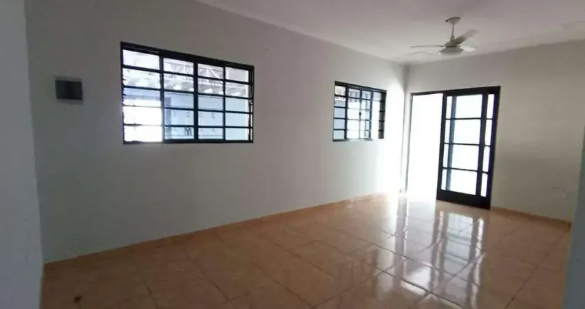 Jardim eucaliptos | venda | casa térrea | 03 dormitórios | 01 suite| 250m2 | bauru-sp