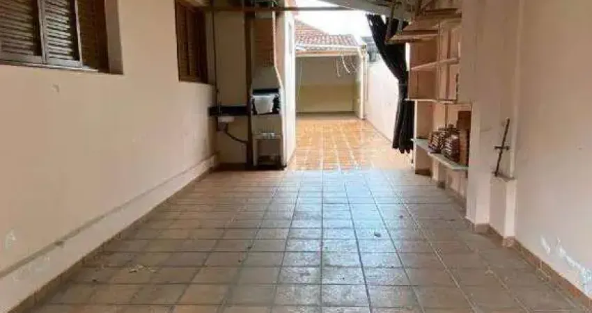 Centro | casa térrea | venda | 03 dorimitórios | 01 suíte | 200m2 | garagem | bauru s-p