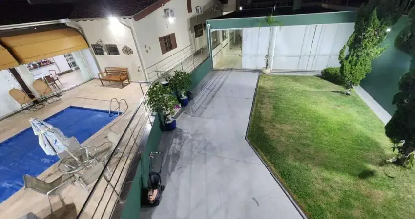 Casa residencial | assobradada | 04 suites | garagem até 05 veículos | 60m2 | a.c -188m2 | bairro | jardim olimpíco