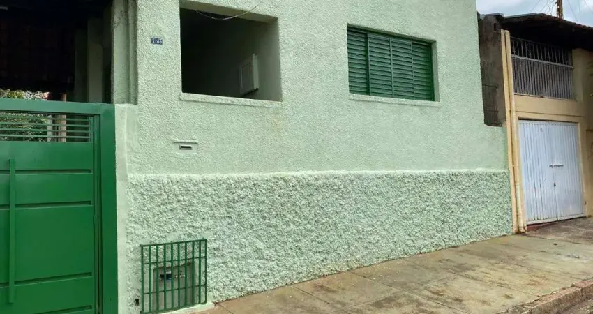 Vila souto | 03 quartos | 02 banheiros | 01 sala | 01 cozinha | 02 vagas