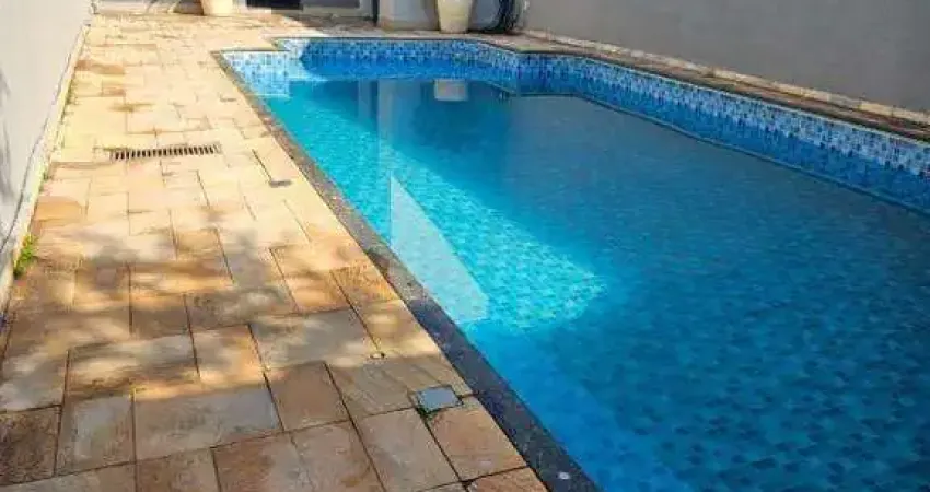 Jardim carolina | casa de 2 dormitórios | wc social | sala integrada a area gourmet