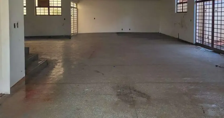 Casa com 550 quartos à venda no Centro, Bauru 