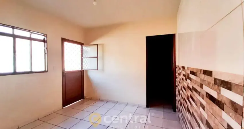 Casa residencial à venda, 02 dormitórios, 58 m² - parque santa edwirges