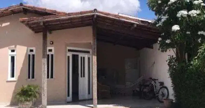 Casa com 3 quartos à venda na Lagoa Salgada, Feira de Santana 