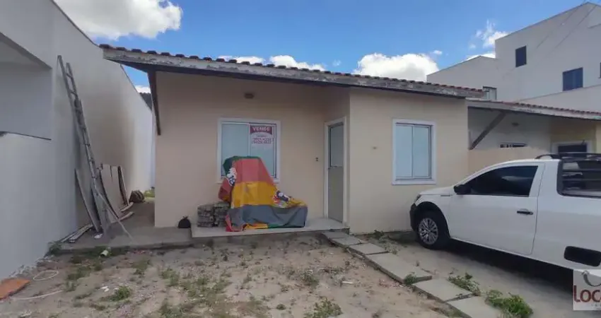 Casa com 2 quartos à venda no Papagaio, Feira de Santana
