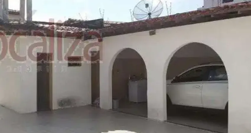 Casa em Santa Mônica I  -  Feira de Santana