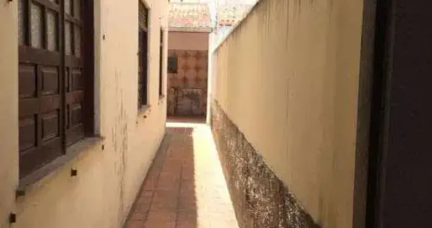 Casa em Ponto Central  -  Feira de Santana