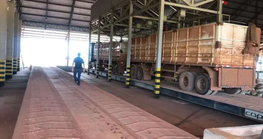 Chácara / sítio à venda no Centro, Confresa