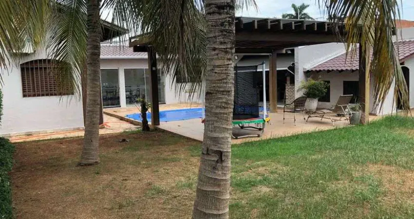Casa para venda possui 400 metros quadrados com 3 quartos em jardim gramado - cuiabá - mt