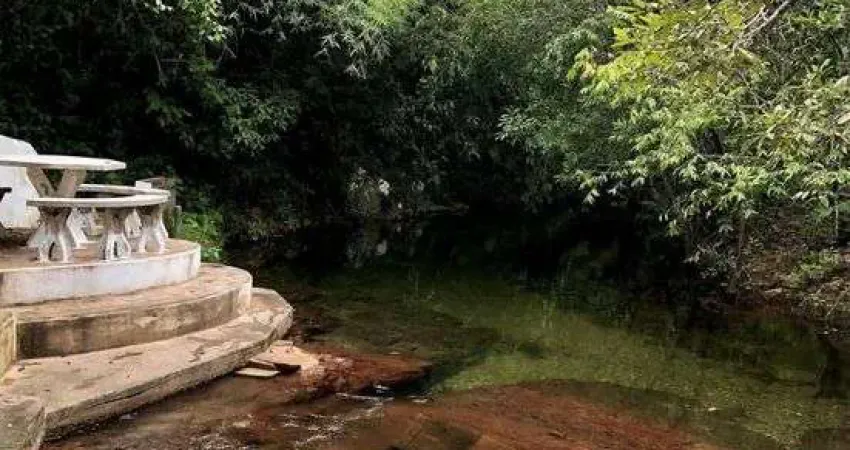 Aluga-se belissima chacara na estrada de chapada do guimaraes -mt