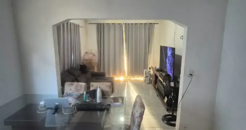 Casa com 3 quartos à venda na Rua New York, 9, Parque do Lago, Várzea Grande