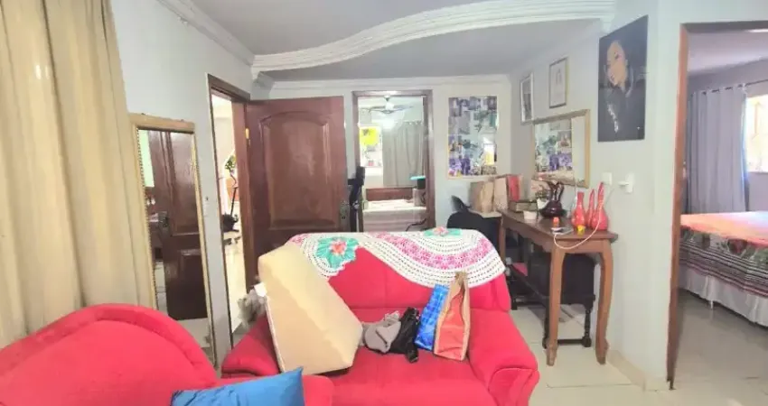 Casa com 3 quartos à venda no Cristo Rei, Várzea Grande 