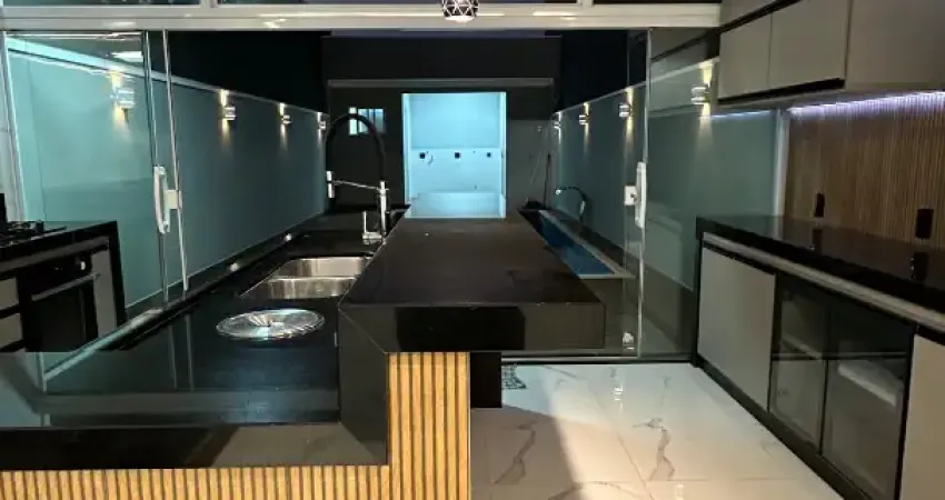 Linda casa/sobrado c/ piscina, cozinha gourmet, acabamento de 1ª