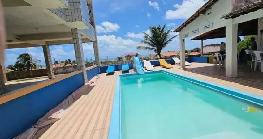 Prédio 530m² com 4 apartamentos de (86m² cada) + área de lazer + casa com restaurante