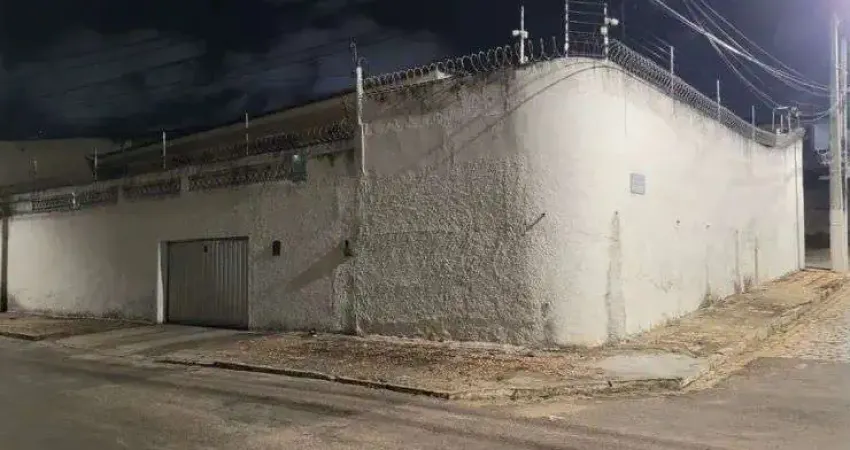 Casa com 4 quartos à venda na Rua Alonso de Almeida, 297, Barro Vermelho, Natal