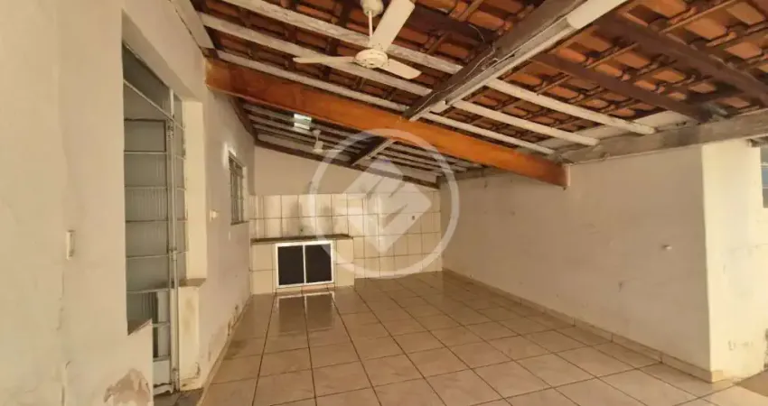 Casa com 3 quartos à venda na Rua Romildo Borella, 264, Centro, Araras