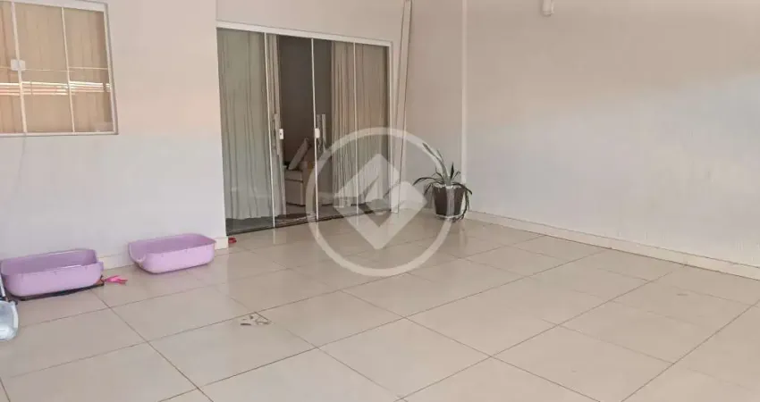 Casa com 3 quartos à venda na Rua Blair Belão, 39, Jardim Portal do Sol, Araras