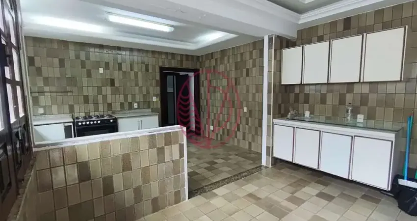 Casa com 7 quartos para alugar na Rua Luís Portela da Silva, 476, Itaigara, Salvador