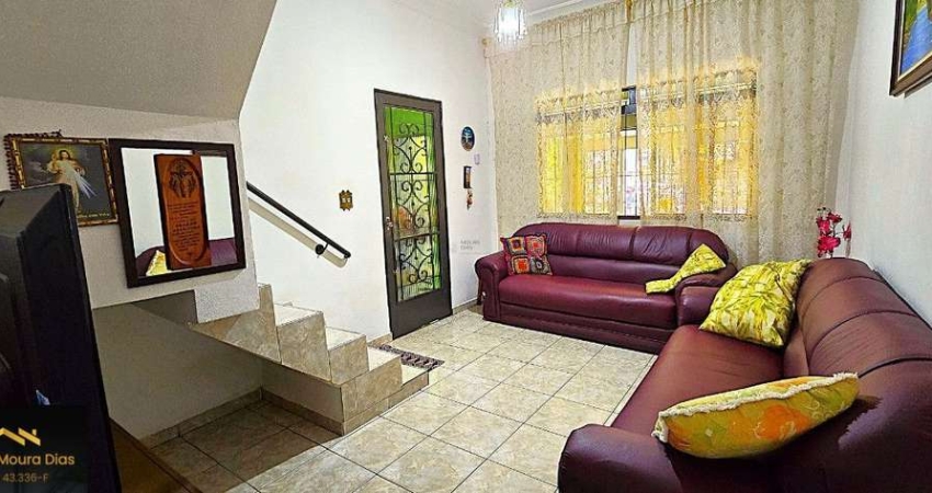 Casa Sobrado com 5 quartos ( dormitórios) 3 Banheiros e 2 Vagas no Jardim D Abril