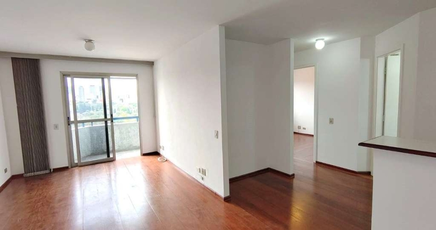 Apartamento Pinheiros, 2 dormitórios( 1 suíte)  e 2 vagas, perto Metrô Fradique e com excelente valor de Condomínio. Edifício com Portaria 24 hs, Gerador e Lazer