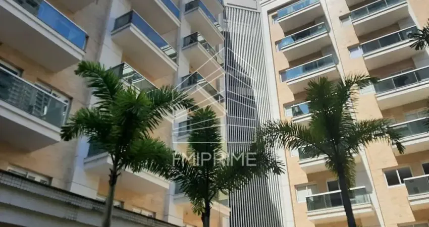 Sala pronta de 37 m2 com sacada na pompéia, para venda ou locação.