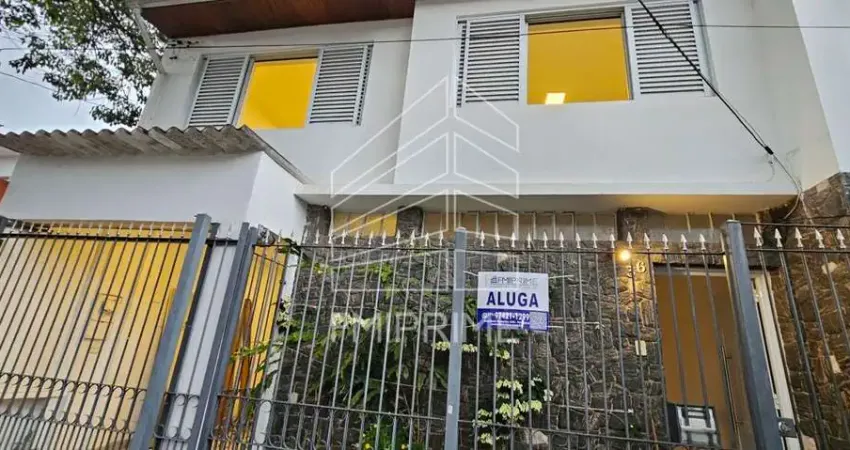 Casa para locação com 2 quartos, 2 banheiros e 1 vaga e escritório na pompeia