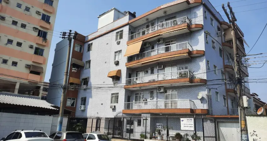 Praça dos lavradores 180, venda - campinho - apartamento com varandão, sala 2 ambientes, 2 quartos (sendo 1 suíte), banheiro social, cozinha, área de serviço.