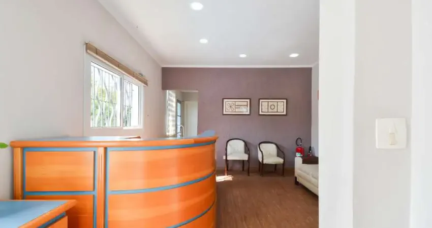 Casa comercial à venda na Rua Teodureto Souto, 905, Cambuci, São Paulo