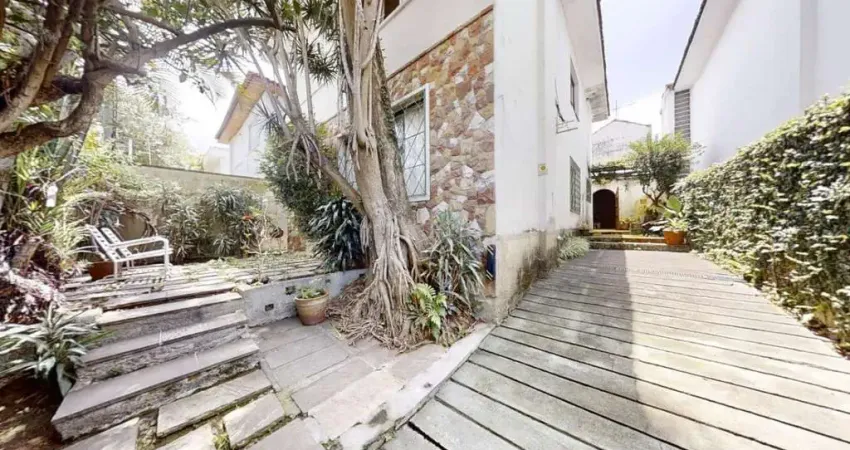 Casa para venda em Planalto Paulista com 3 quartos, sendo 1 suíte , 230m²