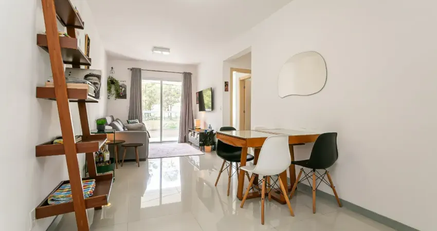 Apartamento de 2 dormitórios sendo 1 suíte à venda no pantanal, em florianópolis.