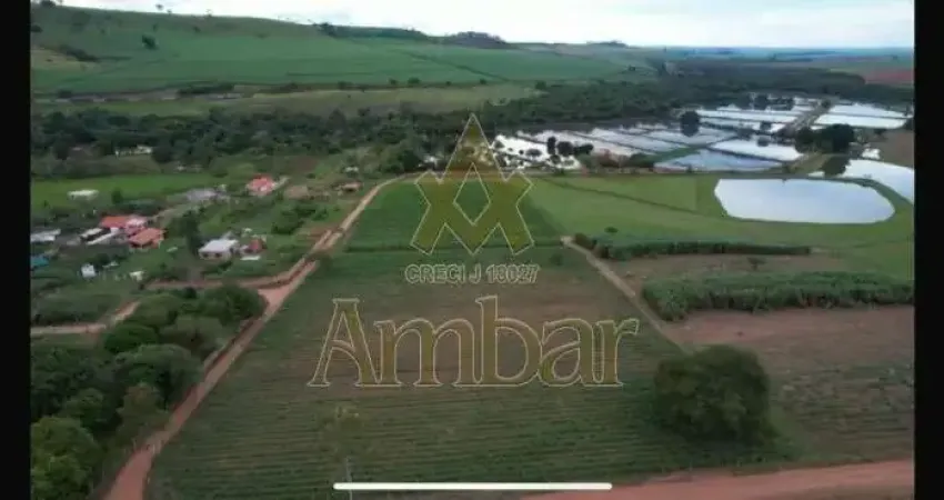 Terreno à venda no Centro, Serra Azul