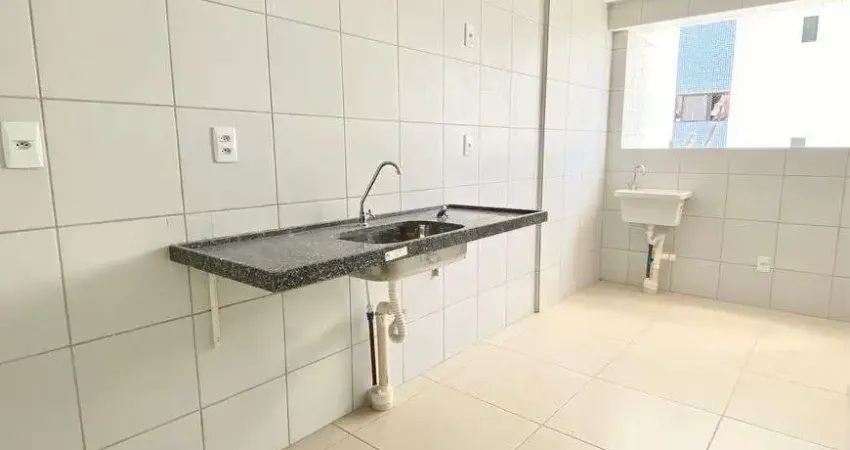 Apartamento 3 quartos com 73m², em casa amarela, pertinho da estrada do encanamento, prédio novo.