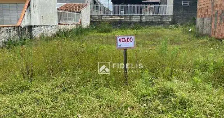 Você tem interesse em investir ou morar na praia de piçarras?  olha só essa oportunidade!   e a apenas 800m da praia do grant!  terreno amplo, possibi