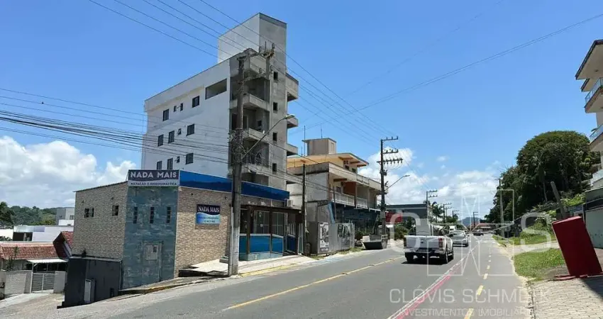 Imóvel com potencial comercial e residencial próximo a praia