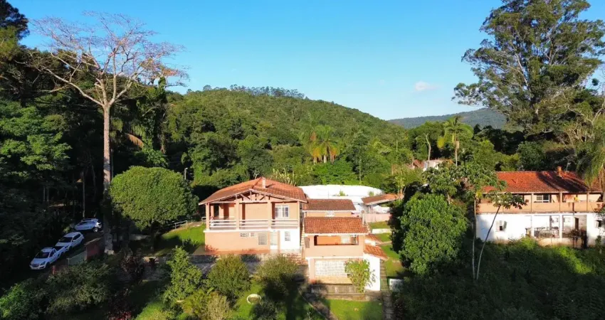 Chácara / sítio com 6 quartos à venda no Rio Acima, Mairiporã